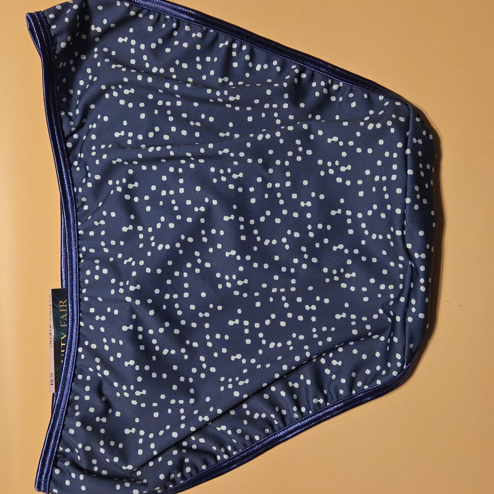 Vanity Fair Illumination Women's String Bikini Panties Set Of 2 Size 6 M - Picture 3 of 5